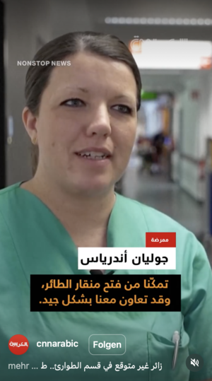 Interviewszene mit Klinikmitarbeiterin